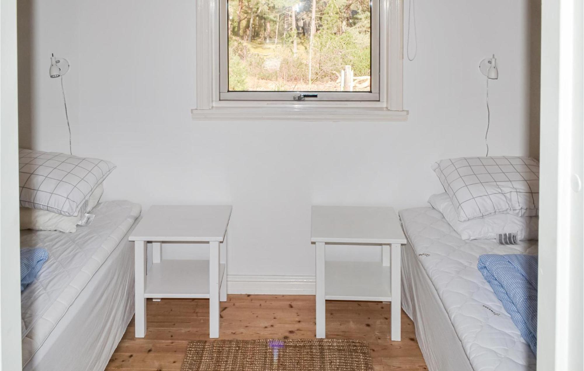 Gorgeous Home In Borrby With Wifi מראה חיצוני תמונה