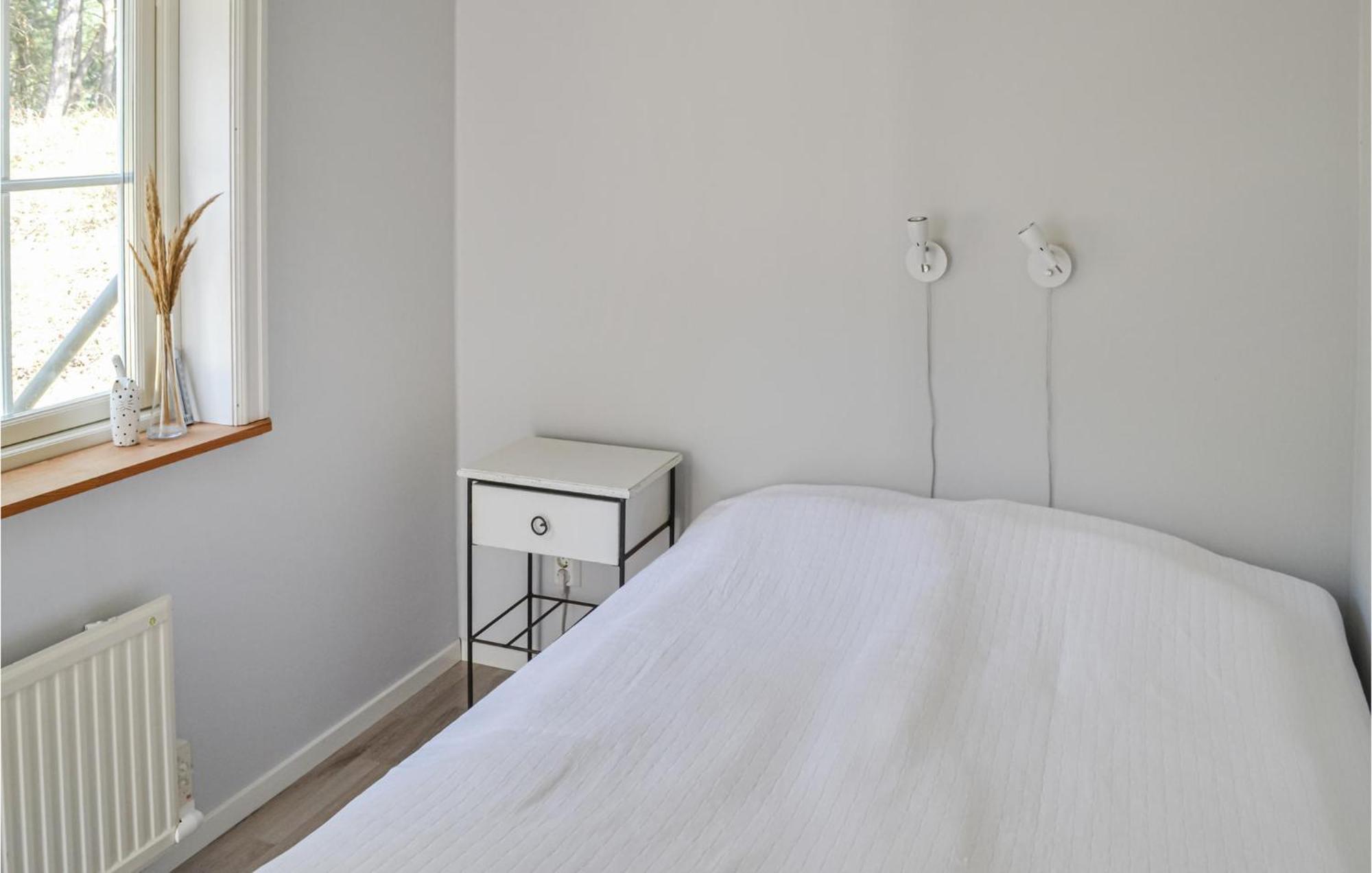 Gorgeous Home In Borrby With Wifi מראה חיצוני תמונה